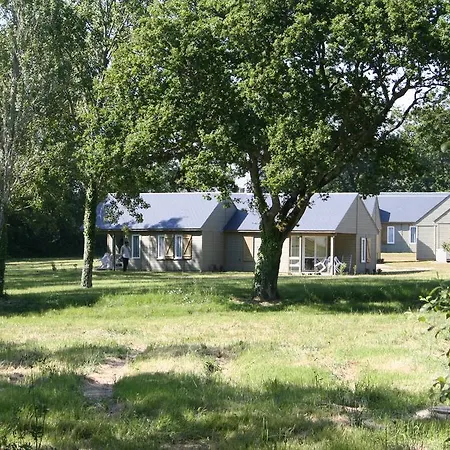 Village Vacances Chateau De Treambert Mesquer Exterior foto
